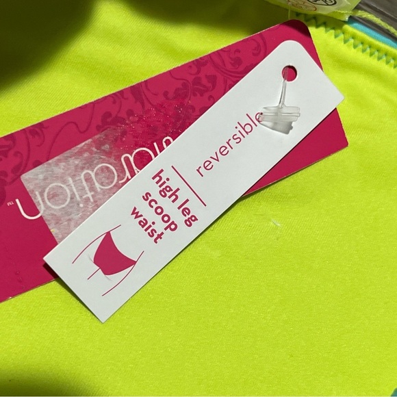 String Bikini High Leg Swimsuit Bathing Suit Bottoms Reversible Large 8-10 NWT - Picture 5 of 8